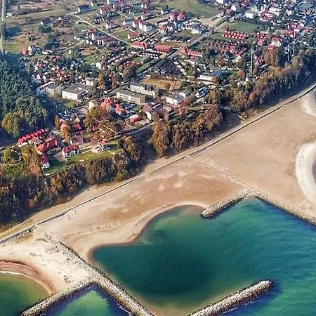 Comfortable, Convenient Apartment, Pool Included Apartmán