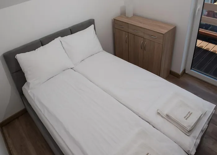 Comfortable, Convenient Apartment, Pool Included * ياروسوافيتس