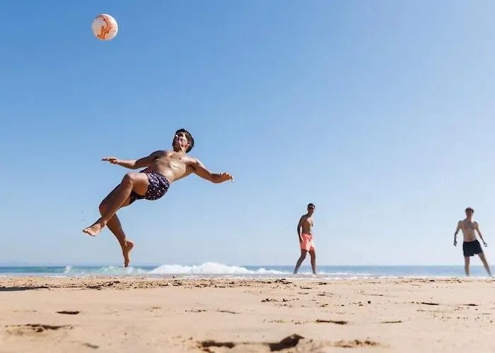 Comfortable, Convenient Apartment, Pool Included ياروسوافيتس